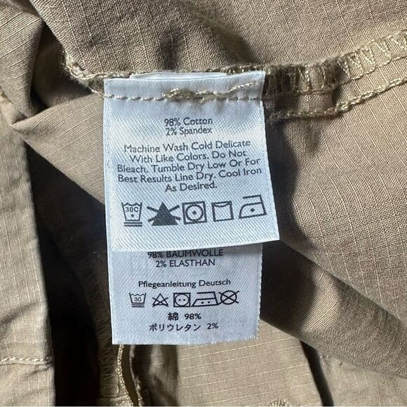 Eddie Bauer Tan Capris Lightweight Casual Wear - Picture 6 of 9